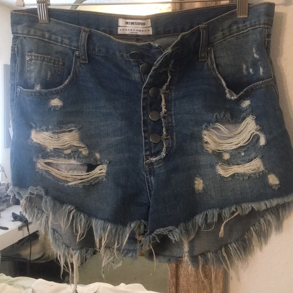 Royale outlaw one teaspoon shorts
